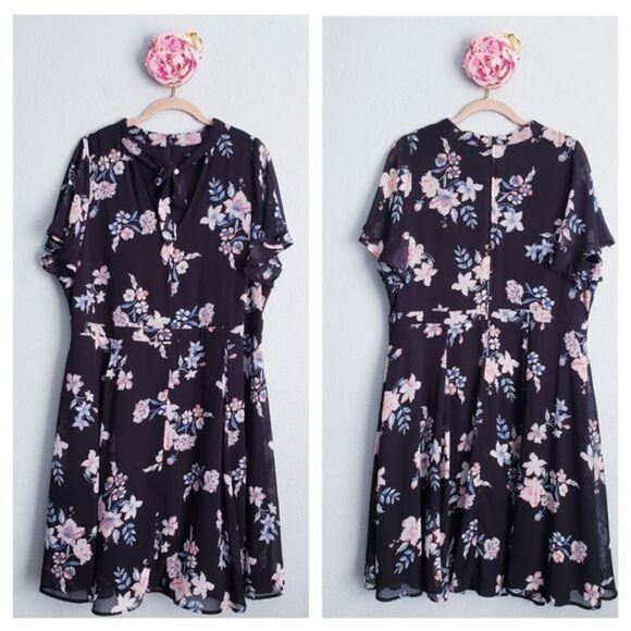 Torrid Black Floral Chiffron Skater Dress - Picture 1 of 7